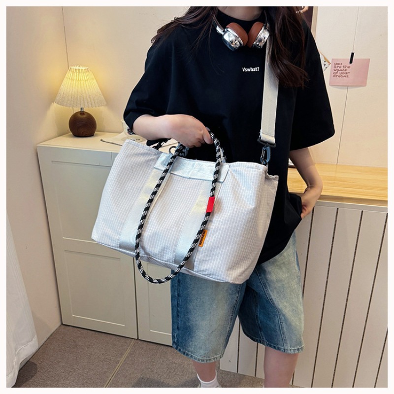 Nylon Messenger Bag Versatile  – обзор и цена Dry Bag Roll Top